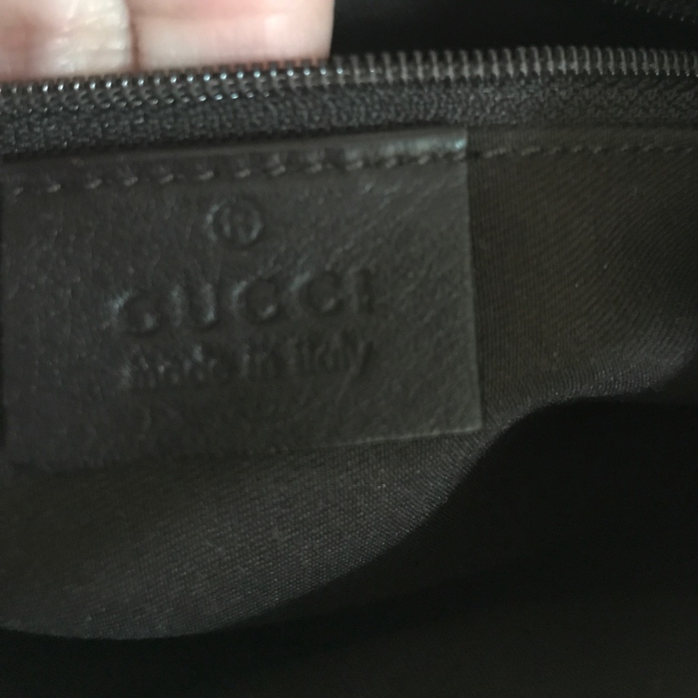 Authentic Gucci Tote - Picture 4 of 8